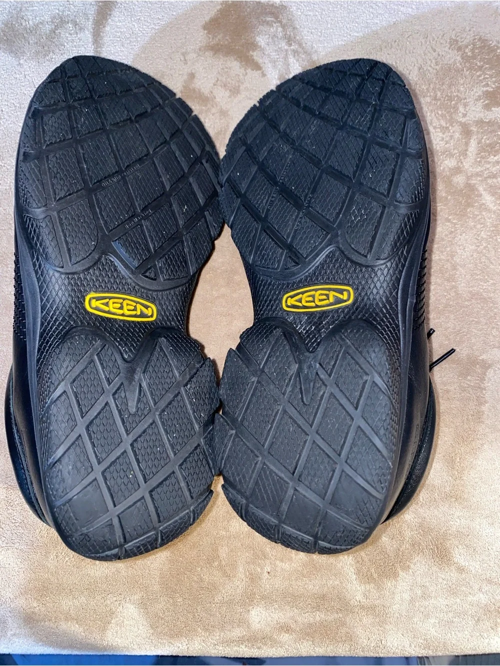 Keen Black Leather Lace-Up Casual Sneakers